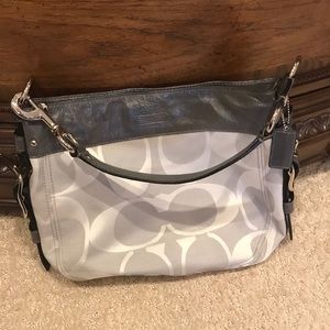 Coach Grey shoulder bag 👛
